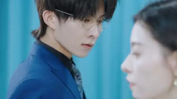 《千亿前妻不好惹》：离婚不是终点，而是复仇的序曲！看她如何玩转商场，重夺一切！